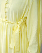 Robe Lina portée, look lifestyle modeste et élégant VIP Fashion